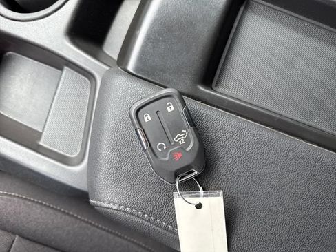 Used 2022 GMC Sierra 1500 Elevation AWD/4WD image 34