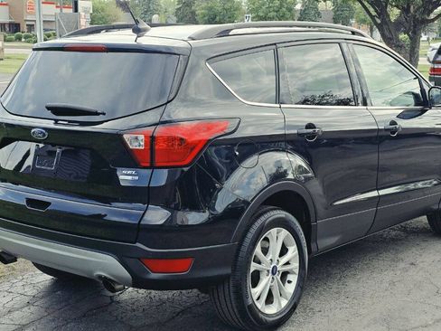 Used 2019 Ford Escape SEL AWD/4WD image 7