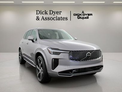 New 2026 Volvo XC90 B5 Plus w/ Protection Package Premier