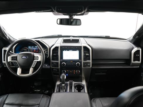 Used 2018 Ford F150 Lariat w/ Equipment Group 502A Luxury AWD/4WD image 13
