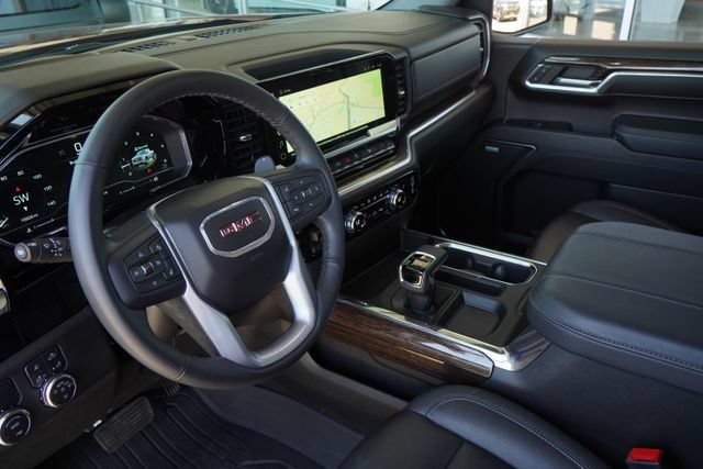 Used 2024 GMC Sierra 1500 Elevation w/ Elevation Premium Package RWD image 31
