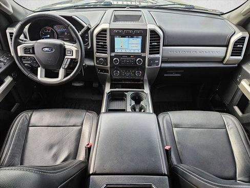 Used 2018 Ford F250 Lariat w/ Lariat Value Package AWD/4WD image 17