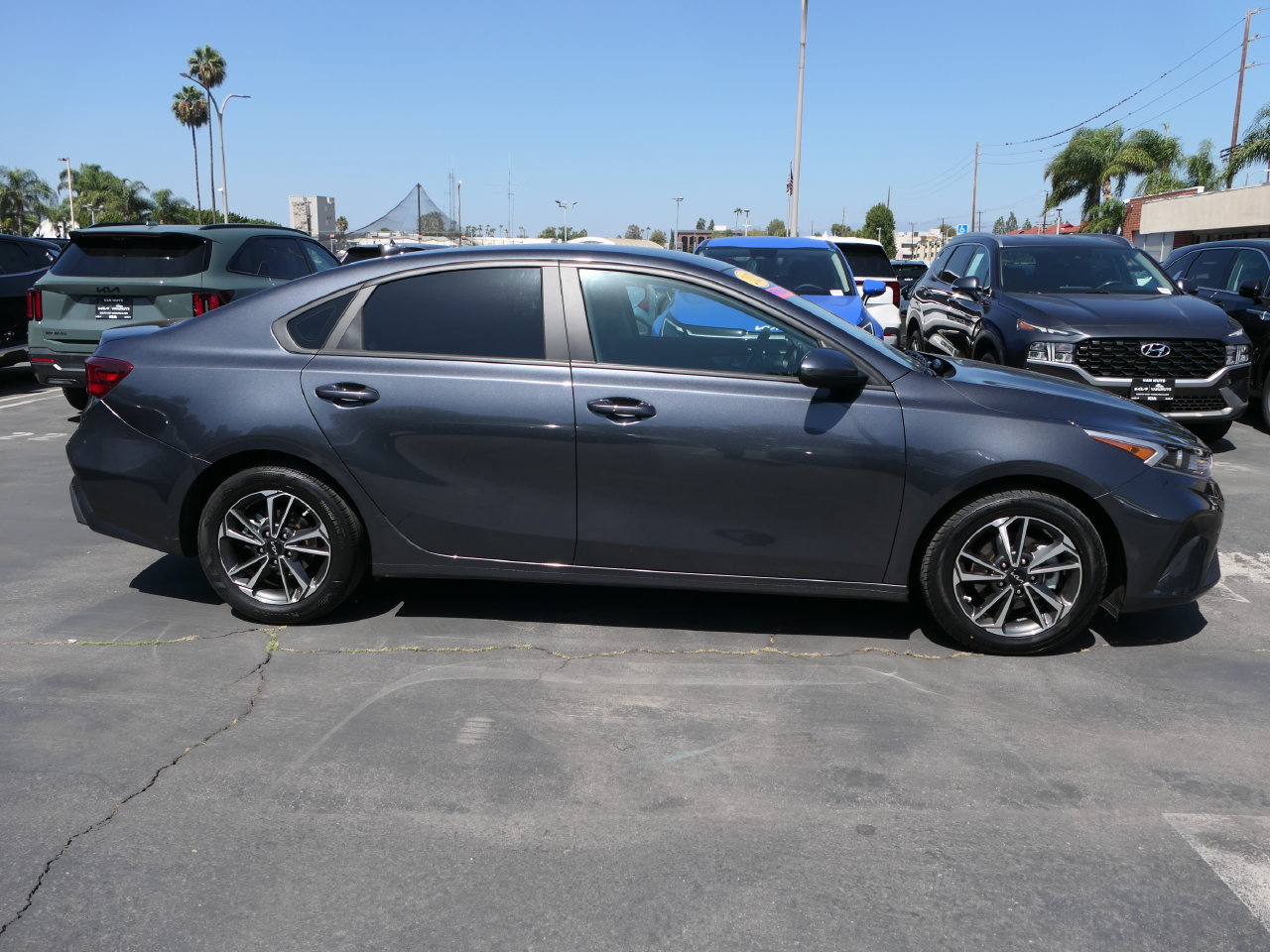 Certified 2023 Kia Forte LXS FWD image 2