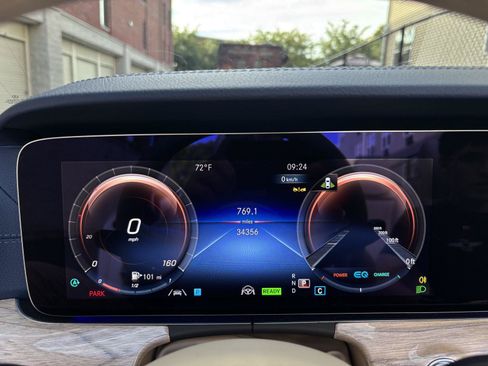 Used 2022 Mercedes-Benz E 450 Cabriolet image 23