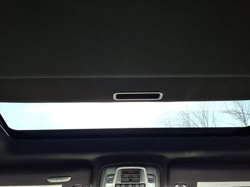 Used 2019 RAM 3500 Laramie image 14