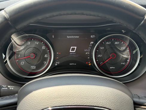Used 2023 Dodge Charger SXT RWD image 9