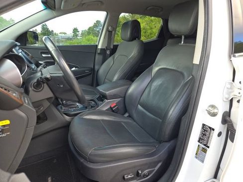 Used 2018 Hyundai Santa Fe Sport 2.0T FWD image 13