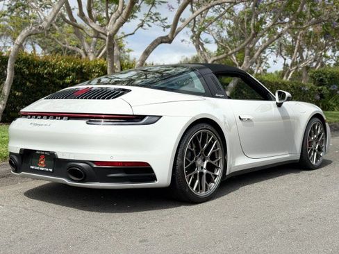 Used 2021 Porsche 911 AWD/4WD image 7