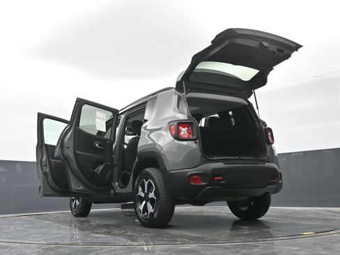 Used 2022 Jeep Renegade Trailhawk w/ Sun/Sound Group AWD/4WD image 48