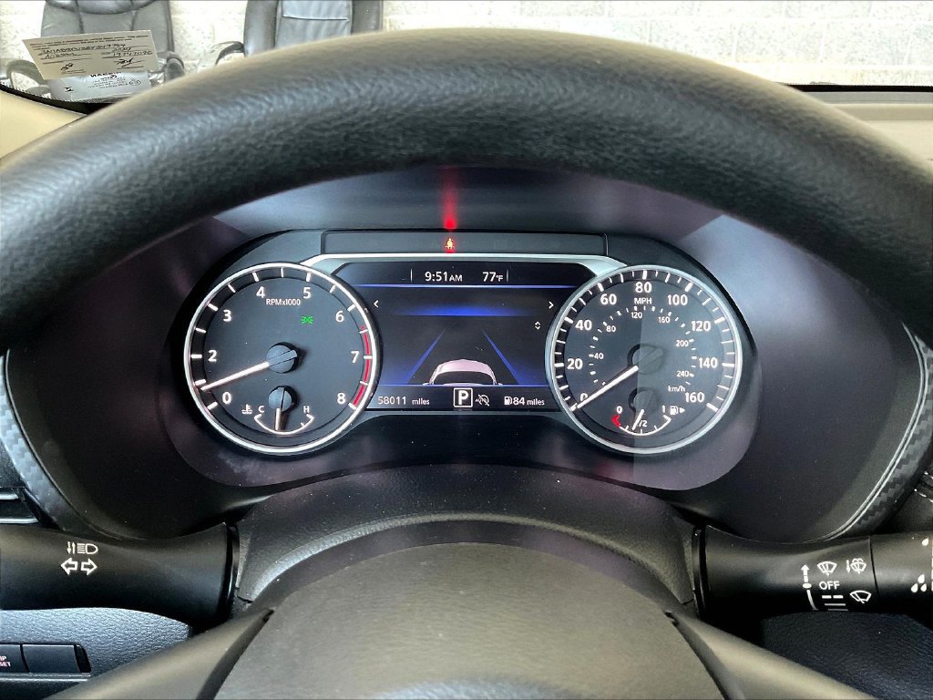 Used 2024 Nissan Sentra SV FWD image 14