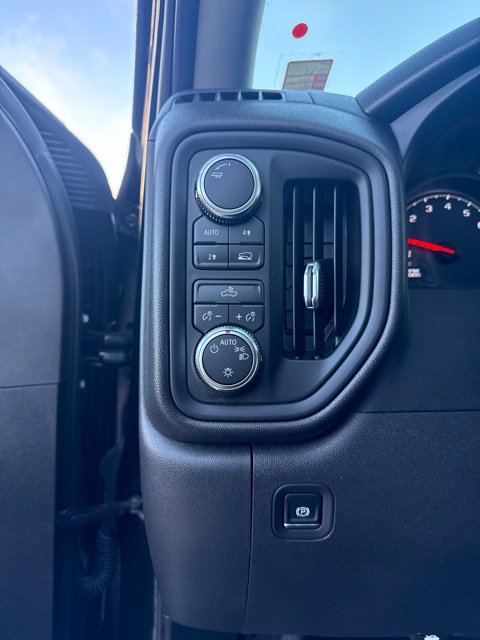 Used 2026 GMC Sierra 1500 Pro w/ Pro Value Package AWD/4WD image 20