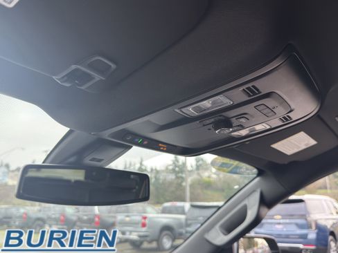 Used 2021 GMC Yukon AT4 image 13