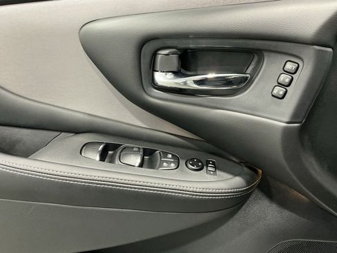 Used 2024 Nissan Murano SL image 13