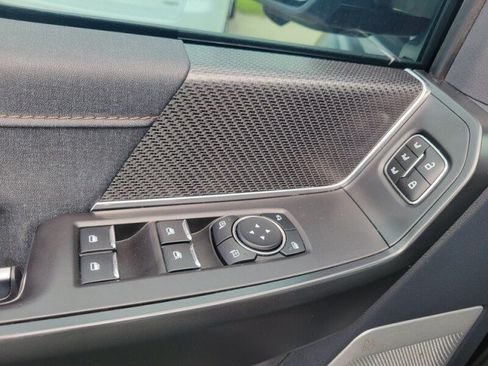 Used 2023 Ford F150 Raptor w/ Raptor Carbon Fiber Package AWD/4WD image 17