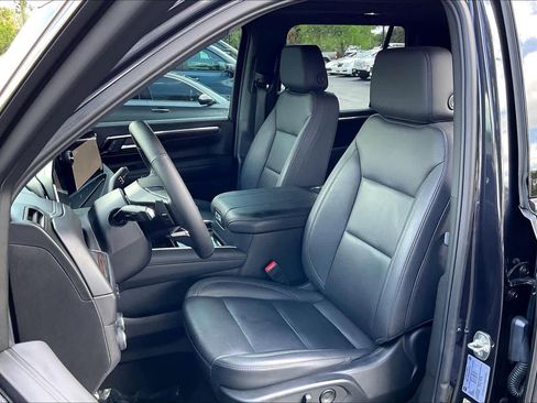 Certified 2025 Chevrolet Tahoe Z71 w/ Comfort Package AWD/4WD image 24