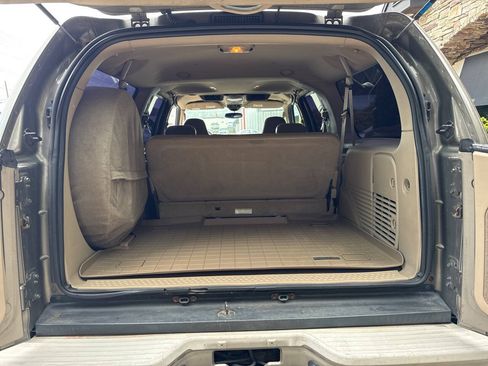 Used 2004 Ford Excursion Limited AWD/4WD image 17
