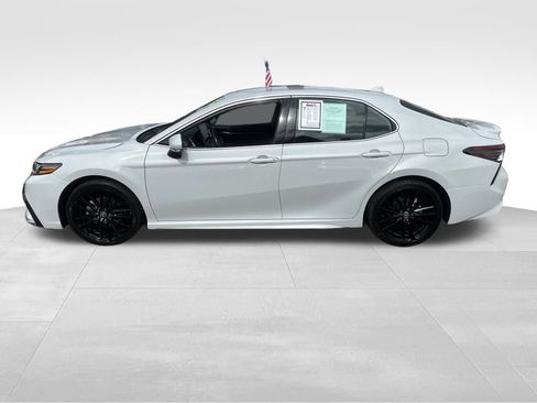 Used 2024 Toyota Camry XSE image 6