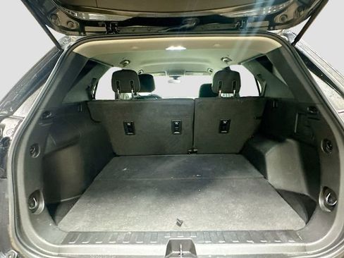 Used 2019 Chevrolet Equinox LT FWD image 26