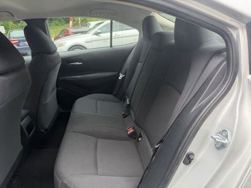 Used 2021 Toyota Corolla LE FWD image 14