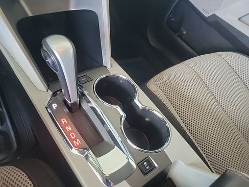 Used 2013 GMC Terrain SLE w/ LPO, Chrome Package FWD image 17
