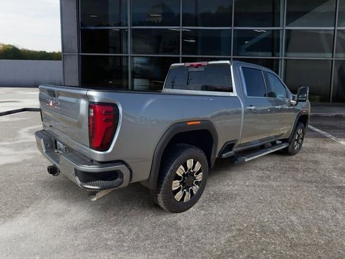New 2026 GMC Sierra 2500 Denali w/ Denali Reserve Package image 7