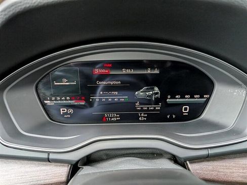 Used 2023 Audi Q5 Prestige w/ Prestige Package image 22