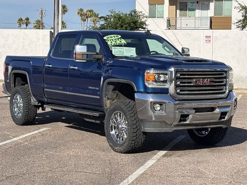 Used 2018 GMC Sierra 3500 SLT AWD/4WD image 1