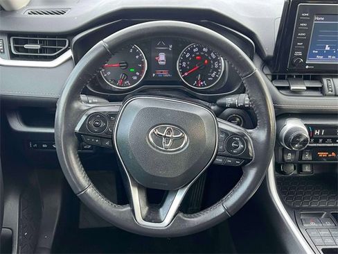Certified 2020 Toyota RAV4 XLE Premium image 16