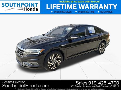 Used 2021 Volkswagen Jetta SEL Premium image 3