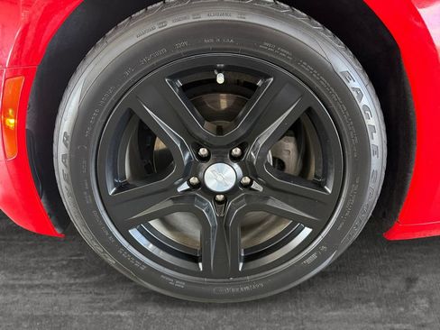 Used 2024 Chevrolet Camaro LT w/ Technology Package RWD image 9