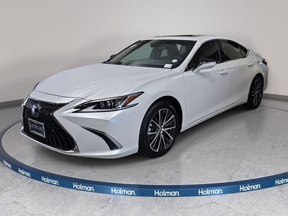 Certified 2025 Lexus ES 300h w/ Premium Package