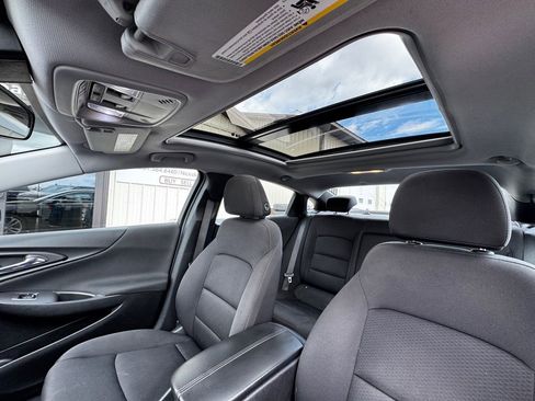 Used 2021 Chevrolet Malibu LT image 22