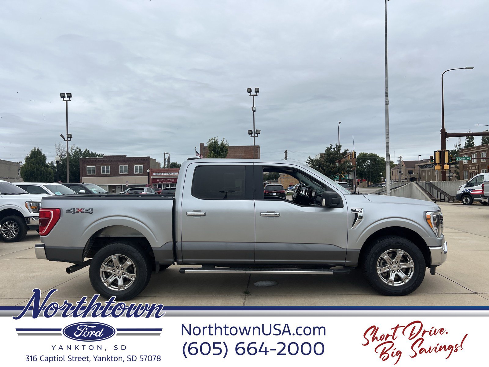 Used 2021 Ford F150 XLT w/ Equipment Group 302A High AWD/4WD image 4