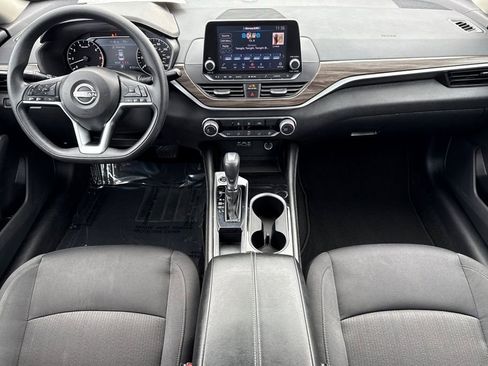 Used 2023 Nissan Altima 2.5 SV image 20