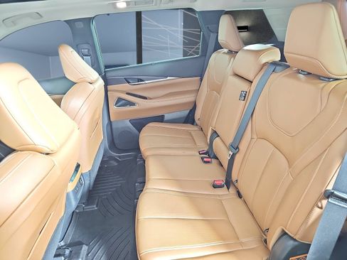 Used 2023 INFINITI QX60 Sensory w/ Vision Package AWD/4WD image 10