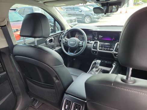 Certified 2023 Kia Sorento S w/ Panoramic Sunroof Package FWD image 13