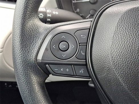 Certified 2025 Toyota Corolla Cross L image 20