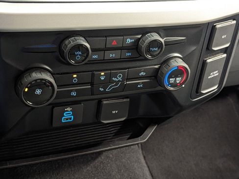 Used 2025 Ford F250 XLT image 13