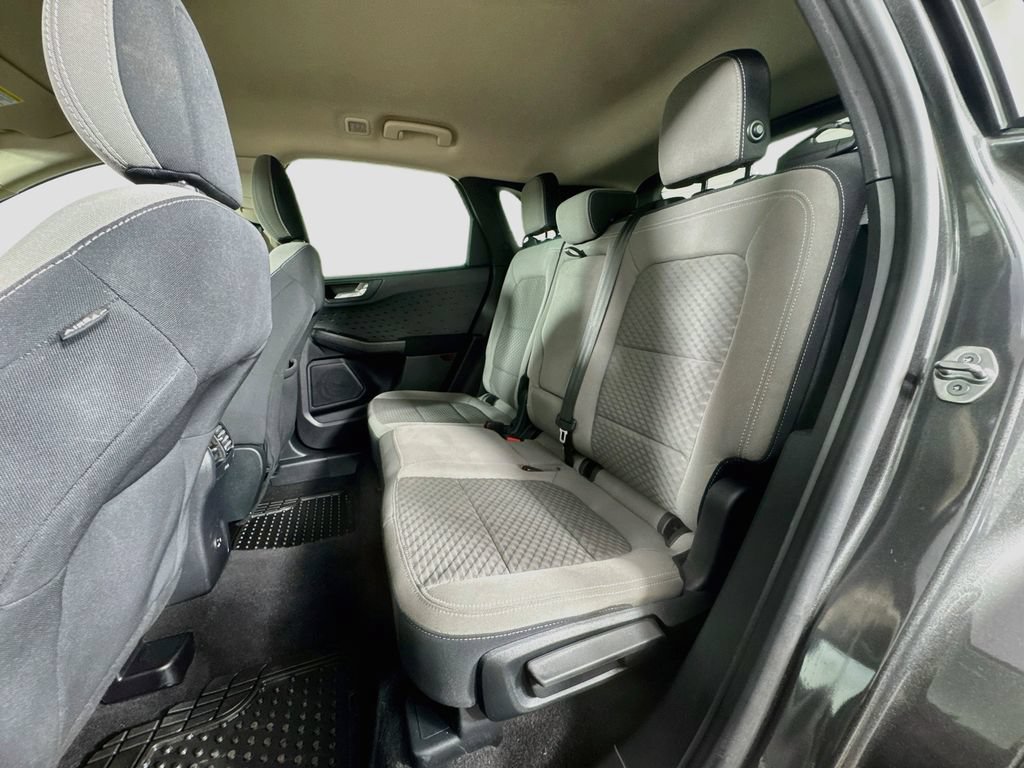 Used 2020 Ford Escape SE FWD image 28