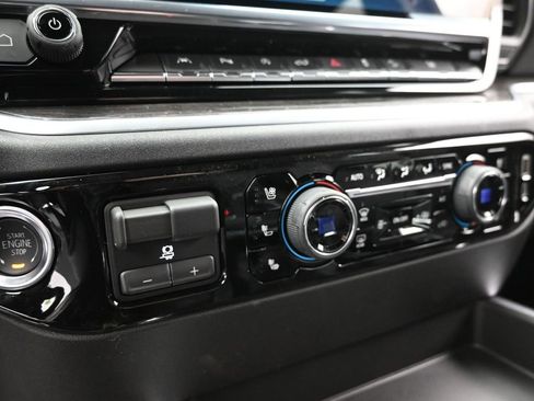 New 2026 Chevrolet Silverado 1500 LTZ w/ Z71 Off-Road Package image 19