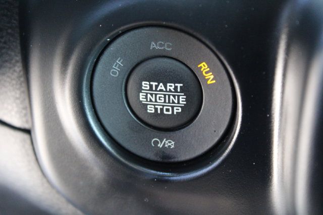 Used 2023 Jeep Wrangler Unlimited Sahara w/ Cold Weather Group AWD/4WD image 21