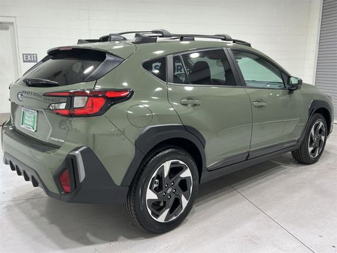 Certified 2025 Subaru Crosstrek 2.5i Limited w/ Crosstrek Mirror Package image 8