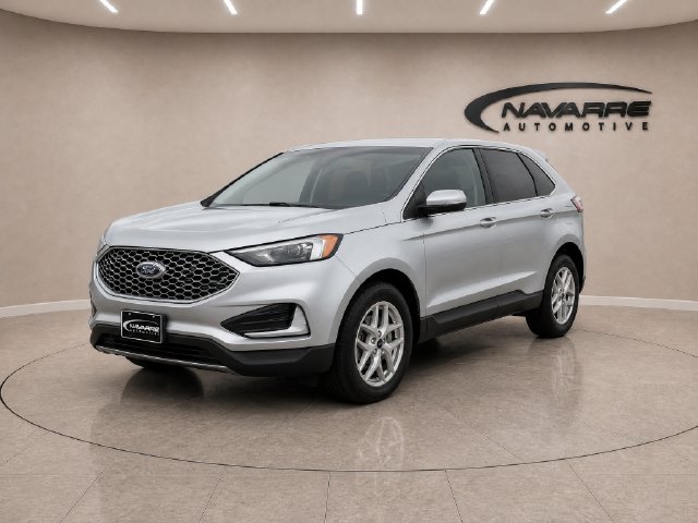 Used 2024 Ford Edge SEL AWD/4WD image 3