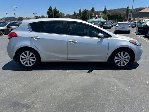 Used 2015 Kia Forte EX FWD image 5
