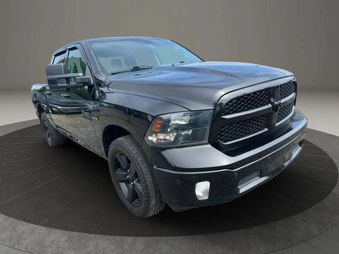 Used 2018 RAM 1500 Big Horn AWD/4WD image 3