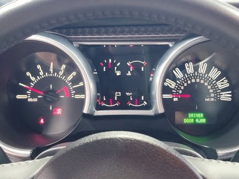 Used 2009 Ford Mustang GT RWD image 28