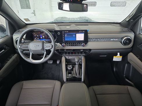 New 2026 Chevrolet Colorado ZR2 w/ Technology Package image 24