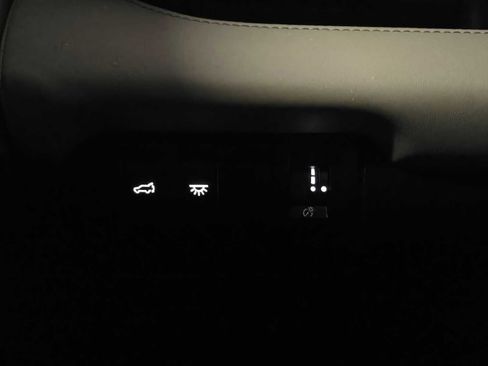 Used 2024 Subaru Ascent Limited w/ Technology Package image 30