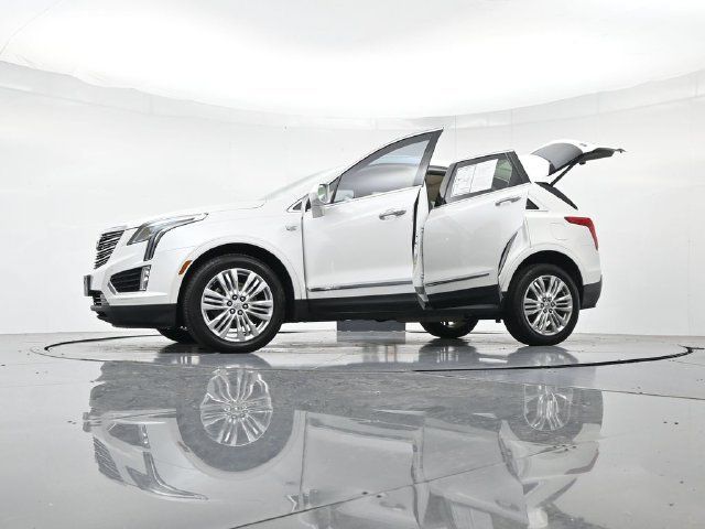 Used 2017 Cadillac XT5 Premium Luxury FWD image 61