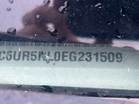 Used 2014 RAM 2500 Tradesman w/ Chrome Appearance Group image 3